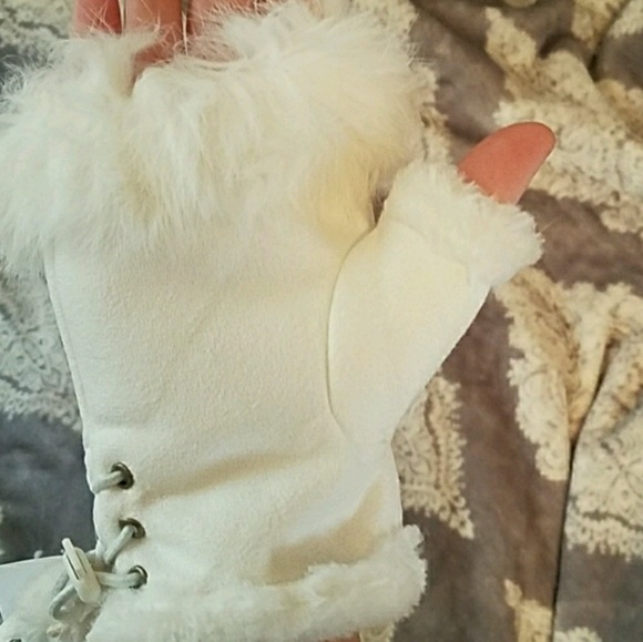 Atelier Sona Accessories - Fingerless Gloves !